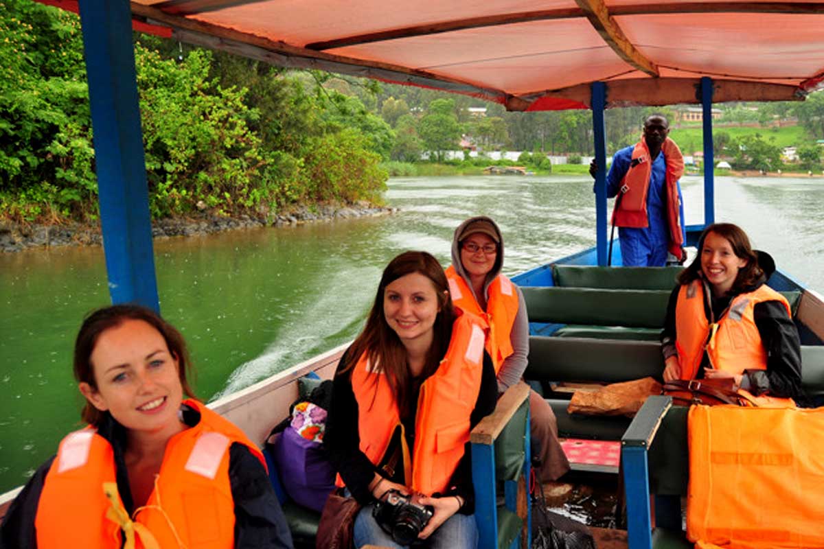 3 Days Congo Lowland Gorilla Trekking & Lake Kivu safari trip